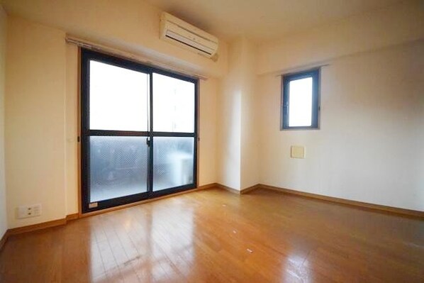 小室マンションの物件内観写真